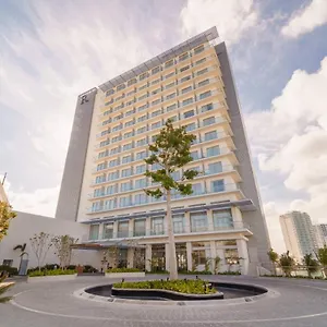 Hotel Renaissance & Marina *****